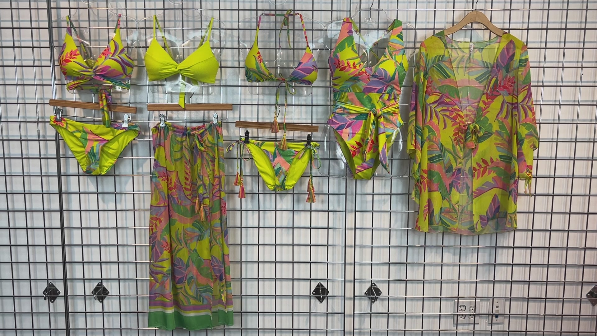 COSTA BELLA HALTER